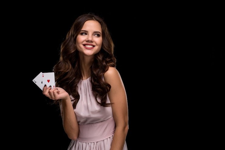 Platform modcombo menampilkan permainan slot, kasino live, dan pasar sportsbook